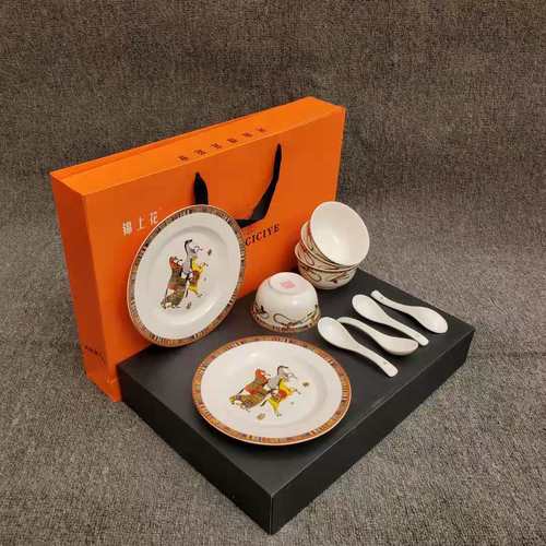 河南餐具盒厂家品牌与热帖盘点 兼谈针纺织品跨界融合趋势
